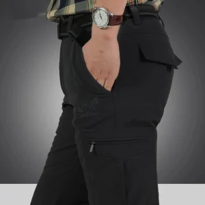 Pantalon de travail noir pour l'hiver