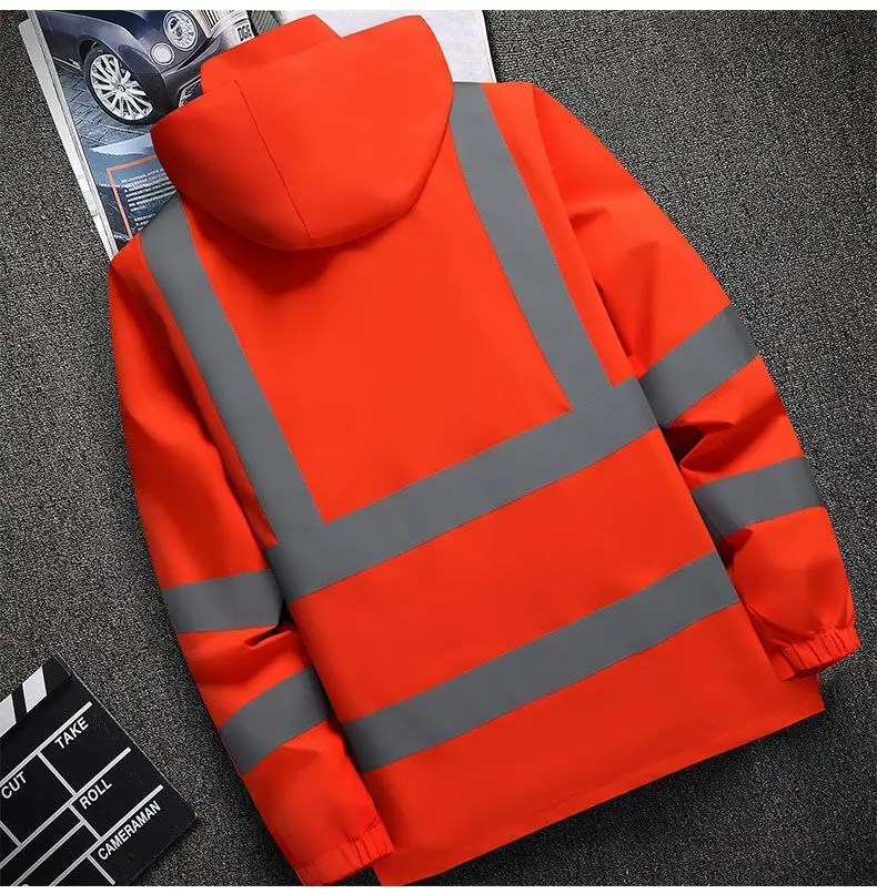 équipement de chantier réfléchissant